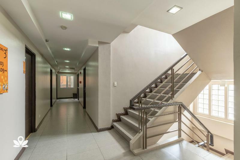 Lorenzzo Suites Hotel Makati City Bagian luar foto