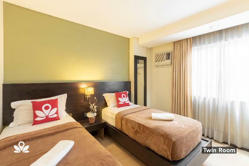Lorenzzo Suites Hotel Makati City Bagian luar foto